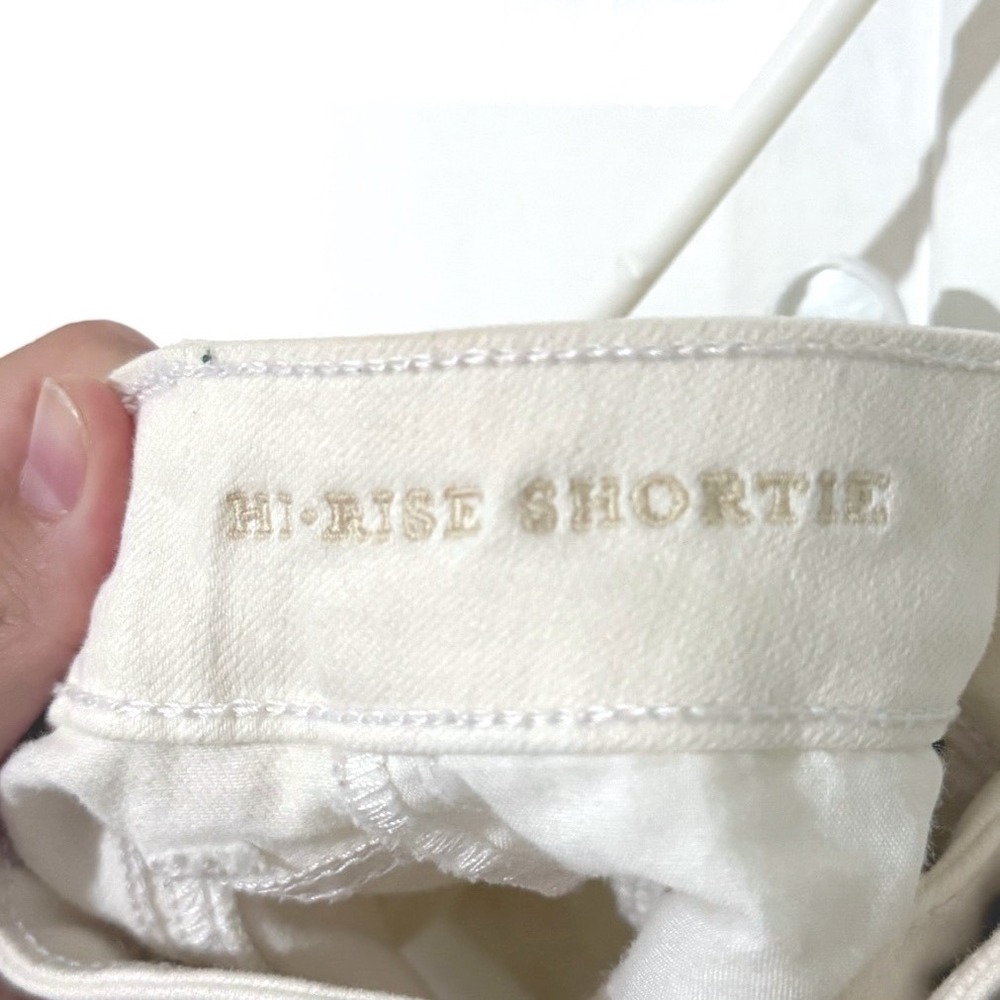 American Eagle Hi-Rise Shortie White Distressed Stretch Denim Shorts Size 6 - Picture 3 of 6
